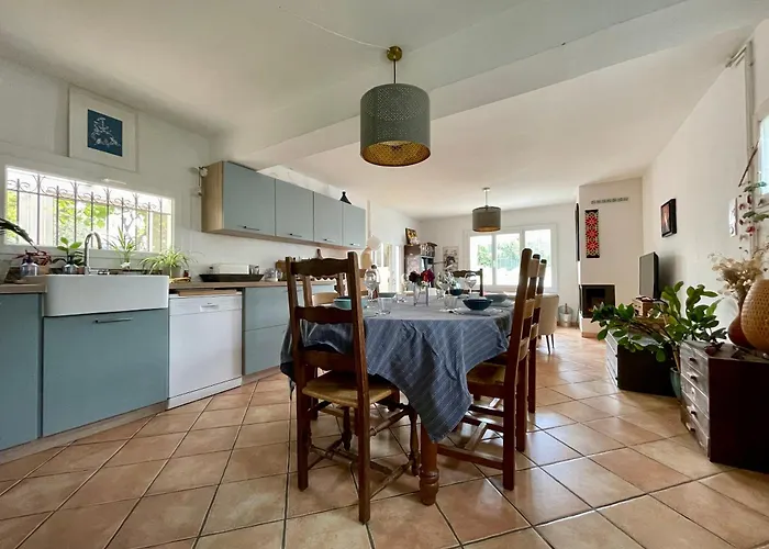 Maison Bocage - Lumineuse Avec Jardin 펜션 *